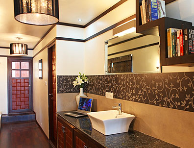 deluxe 4 bedroom houseboat